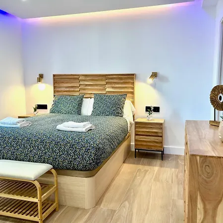 Apartment Gatu Premium Deseo Piso De Lujo Junto El Mar Con Parking Gratis -Mayores De 21 Anos Y Familias Cadiz