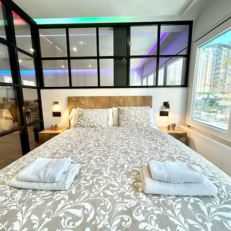 Gatu Premium Deseo Piso De Lujo Junto El Mar Con Parking Gratis -Mayores De 21 Anos Y Familias * Cádiz
