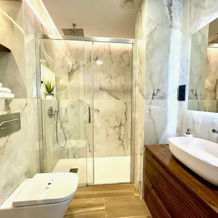 Appartamento Gatu Premium Deseo Piso De Lujo Junto El Mar Con Parking Gratis -mayores De 21 Anos Y Familias *