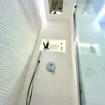 Gatu Premium Deseo Piso De Lujo Junto El Mar Con Parking Gratis -Mayores De 21 Anos Y Familias Apartman